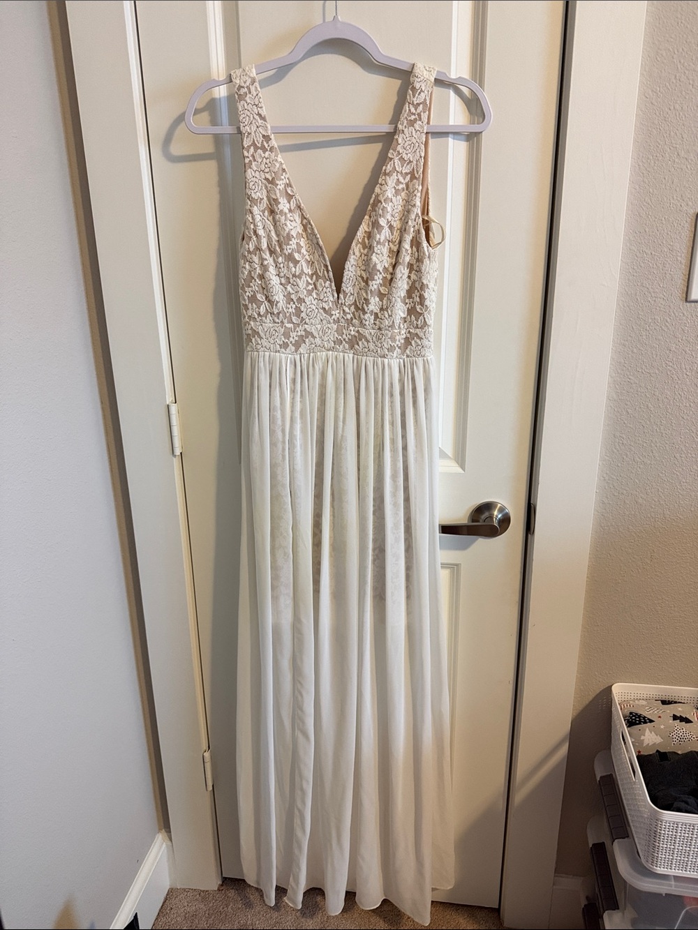 Lulu's Ivory Lace V-Neck Chiffon Maxi Dress